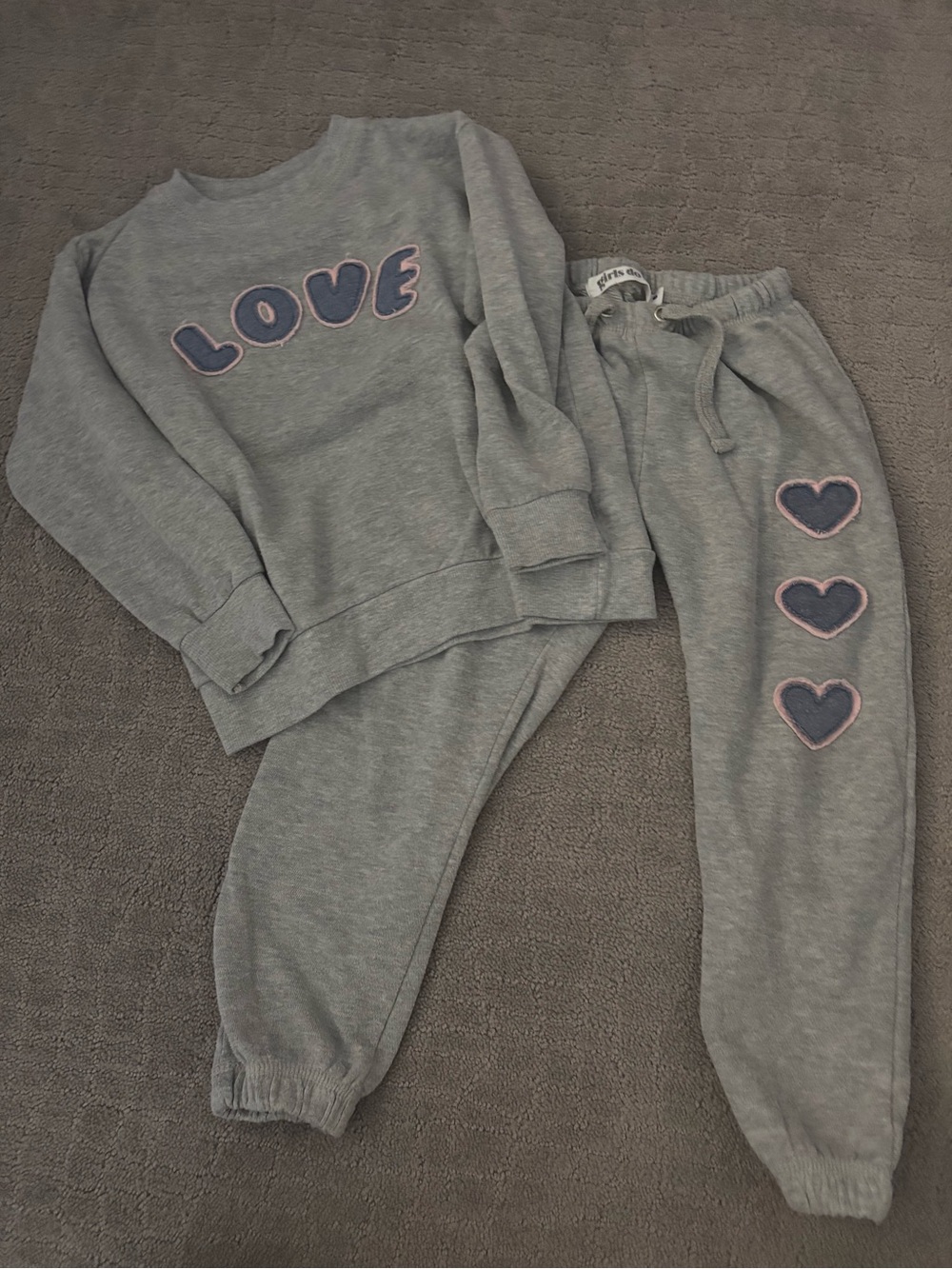 Kids Gray 'Love' Heart Joggers Set - Cozy Grey Sweatshirt & Pants